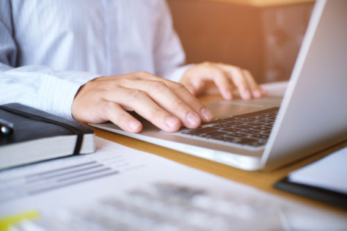 Hindari Data Perkiraan - elemen-elemen yang dibutuhkan untuk membuat konten yang bagus .image: freepik.es Hindari Data Perkiraan - elemen-elemen yang dibutuhkan untuk membuat konten yang bagus .image: freepik.es