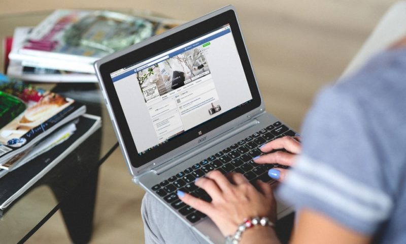 Iklan Facebook